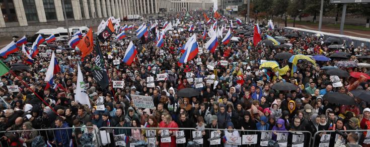 ΡΩΣΙΑ: 40/000  άνθρωποι διαδηλώνουν στη Μόσχα ζητώντας ελεύθερες εκλογές 